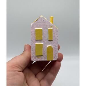 1:12 Dollhouse Miniature Wooden House Decor Hand Painted Pink Yellow, Chimney